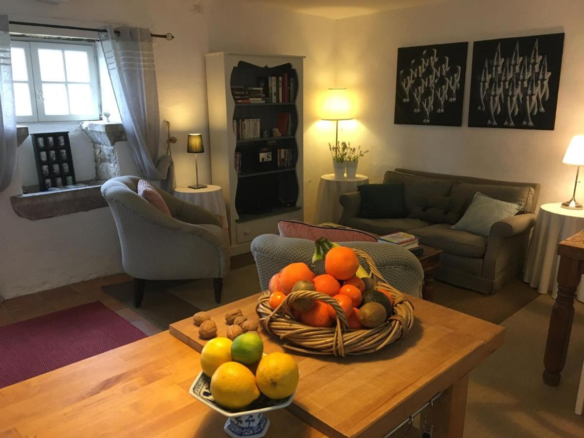 Les Gites Perard Caylus Екстериор снимка