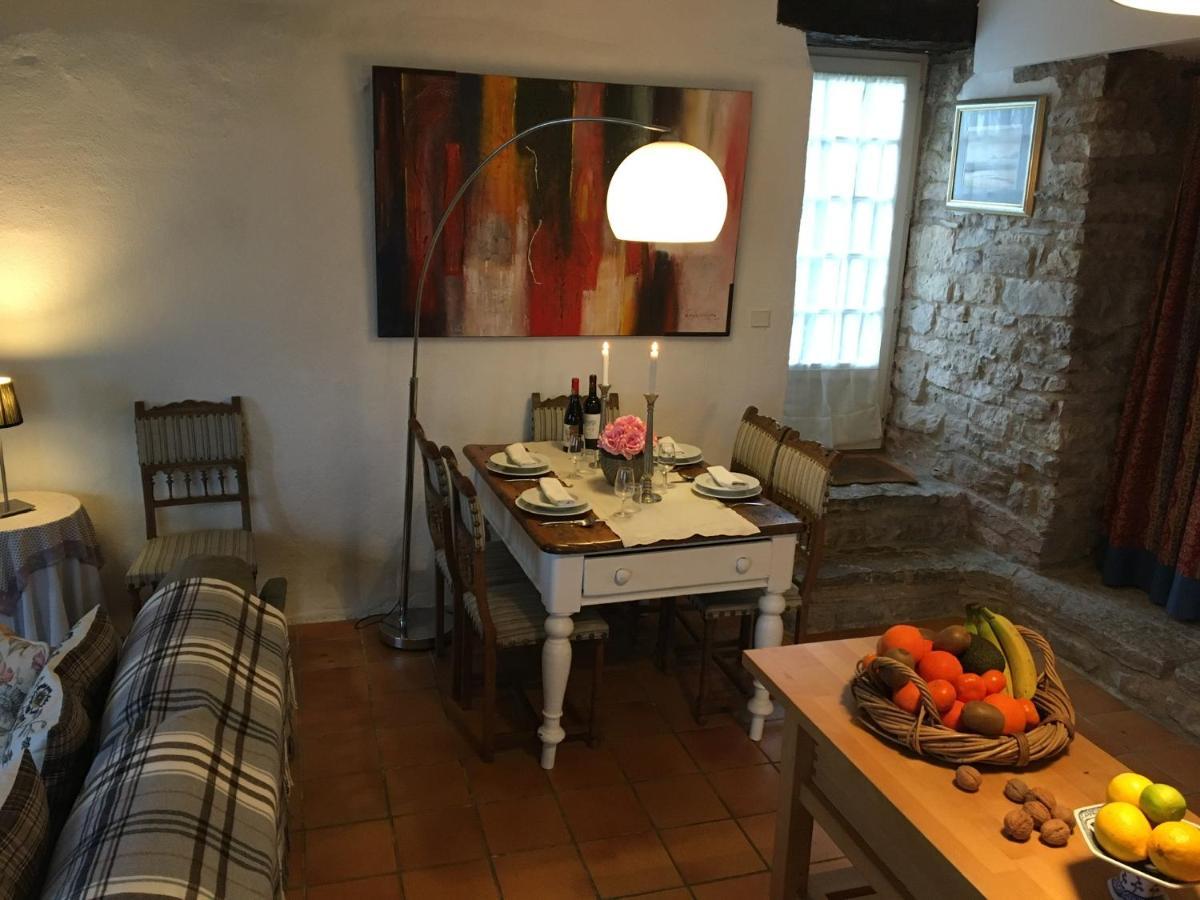 Les Gites Perard Caylus Екстериор снимка